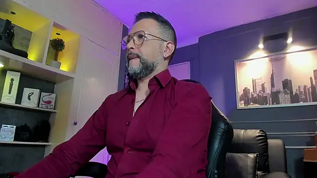 MrFrank tattoo online show from February 19, 2026, 11:39 am