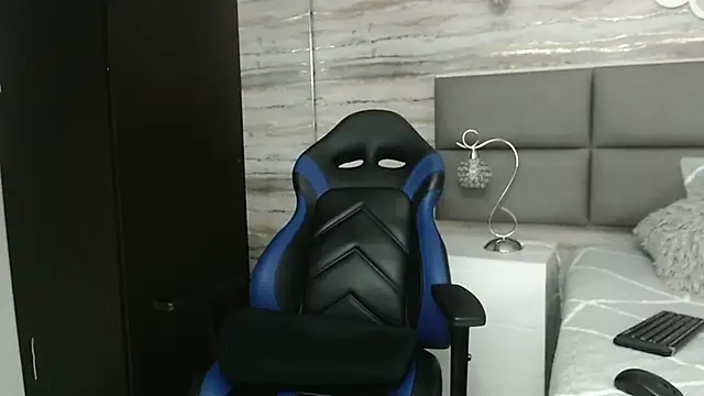 oliver  brown online show from January 15, 2025, 8:26 pm