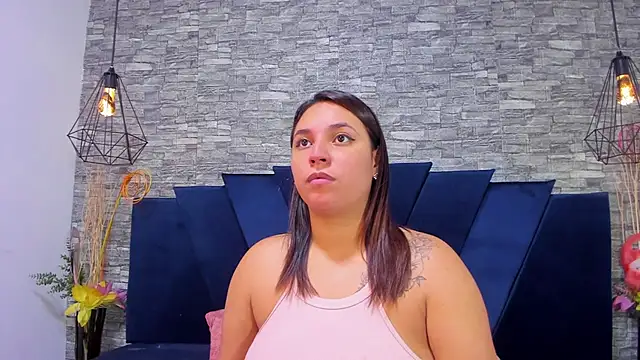 LizzRouse online show from March 15, 2025, 3:06 pm