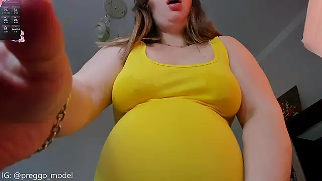 Snapshot of stella_vestal chatting on April 14, 2026, 4:18 am stella vestal online show from April 14, 2026, 4:18 am