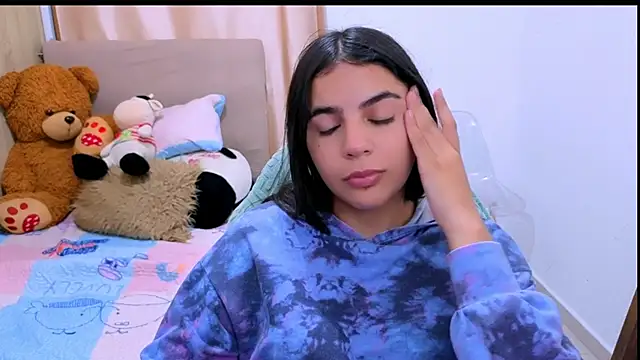  elenna online show from February 2, 2026, 6:50 pm