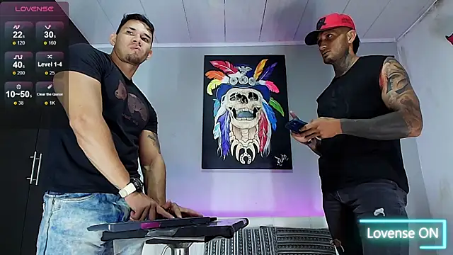 Snapshot of GendersonFit chatting on March 11, 2025, 2:18 pm GendersonFit online show from March 11, 2025, 2:18 pm