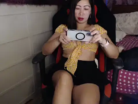 Snapshot of SweetAsian_Jojo69 chatting on February 2, 2025, 10:17 pm SweetAsian Jojo69 online show from February 2, 2025, 10:17 pm