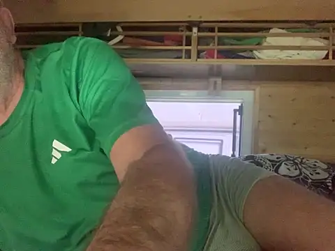 Snapshot of Nudelschwanz chatting on March 19, 2026, 7:01 am Nudelschwanz online show from March 19, 2026, 7:01 am