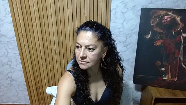 Snapshot of Anitta_muscle chatting on July 11, 2026, 11:28 pm Anitta muscle online show from July 11, 2026, 11:28 pm