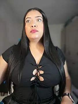 Snapshot of cami_ortiz__ chatting on December 19, 2025, 4:41 am cami ortiz online show from December 19, 2025, 4:41 am