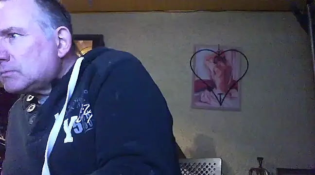 Snapshot of jeanlulu chatting on January 1, 2025, 4:50 pm jeanlulu online show from January 1, 2025, 4:50 pm