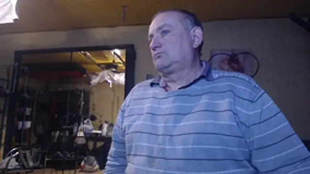 jeanlulu online show from November 17, 2025, 8:47 pm