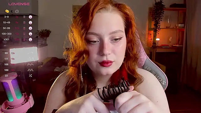 Sofy Benson online show from November 30, 2025, 12:31 pm