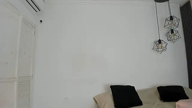 Snapshot of kristyl_paez chatting on May 20, 2026, 7:42 pm kristyl paez online show from May 20, 2026, 7:42 pm