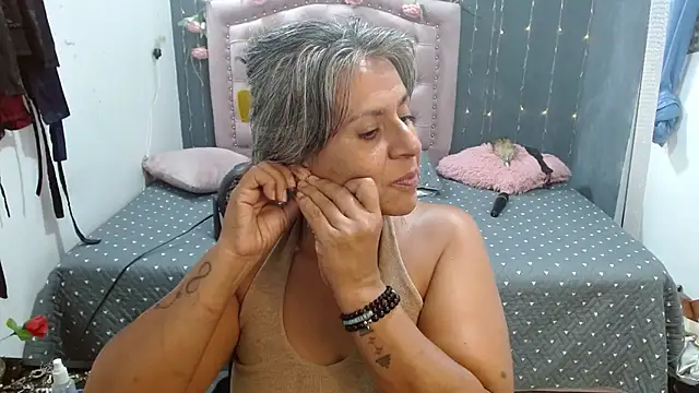 lalisha 96 online show from September 21, 2025, 3:19 am