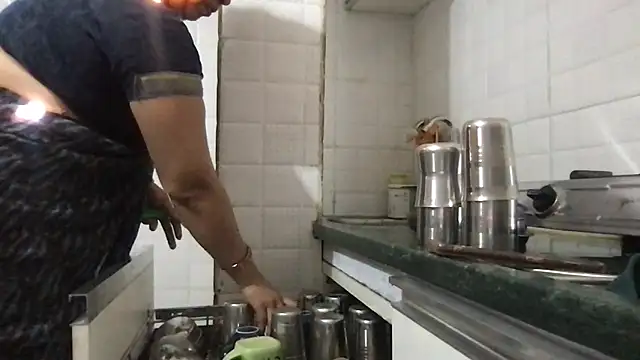 Snapshot of Riyasingh9 chatting on March 17, 2025, 4:19 am Riyasingh9 online show from March 17, 2025, 4:19 am