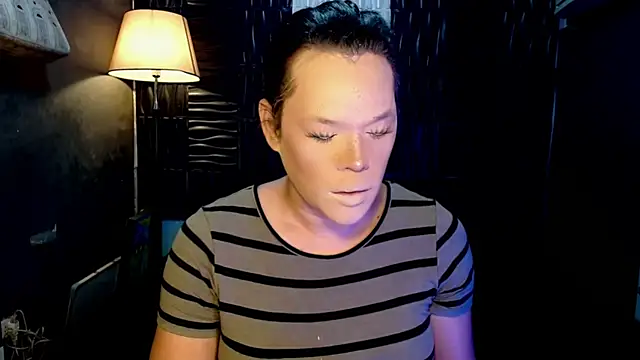 Snapshot of UrtopshemalegoddessAliyah chatting on May 31, 2026, 5:53 pm UrtopshemalegoddessAliyah online show from May 31, 2026, 5:53 pm