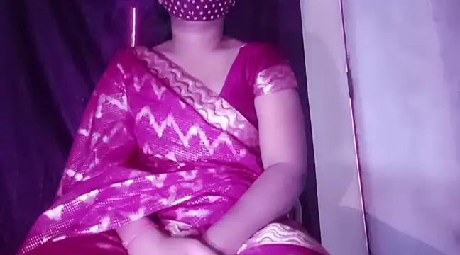 Snapshot of YUKTAPOWER chatting on February 24, 2025, 2:40 am YUKTAPOWER online show from February 24, 2025, 2:40 am