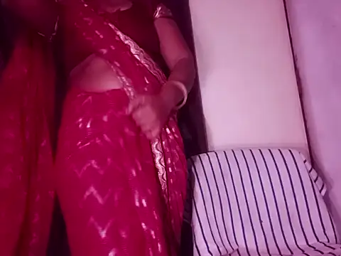 Snapshot of YUKTAPOWER chatting on February 25, 2025, 1:30 am YUKTAPOWER online show from February 25, 2025, 1:30 am