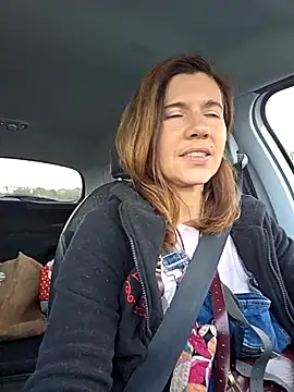 Lina lou4 online show from November 7, 2025, 2:50 pm