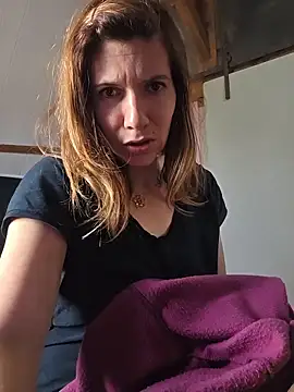 Snapshot of Lina_lou4 chatting on January 11, 2026, 2:33 pm Lina lou4 online show from January 11, 2026, 2:33 pm