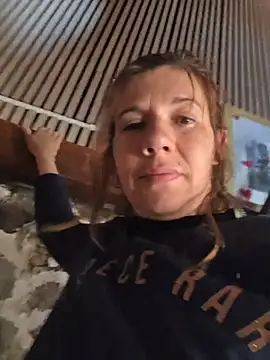 Lina lou4 online show from April 5, 2026, 11:51 am