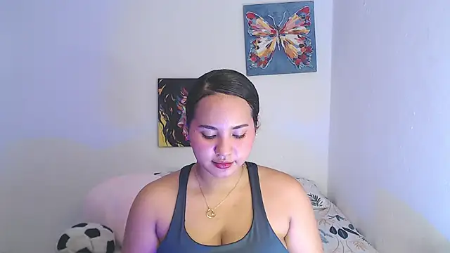 Snapshot of luciana_keating chatting on November 7, 2025, 3:17 am luciana keating online show from November 7, 2025, 3:17 am