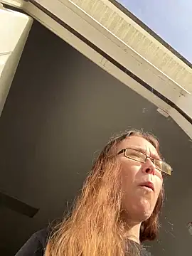 Snapshot of Dakota_02 chatting on April 6, 2026, 12:28 pm Dakota 02 online show from April 6, 2026, 12:28 pm