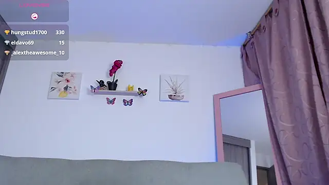 Annaross2 online show from January 9, 2025, 11:24 pm