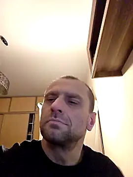 Roman0798 online show from December 16, 2025, 6:29 am