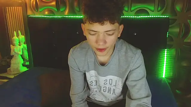 cruz dante online show from April 16, 2026, 7:14 pm