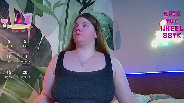 Snapshot of RubyValen chatting on February 5, 2026, 1:10 am RubyValen online show from February 5, 2026, 1:10 am