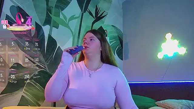 Snapshot of RubyValen chatting on March 20, 2026, 1:54 am RubyValen online show from March 20, 2026, 1:54 am