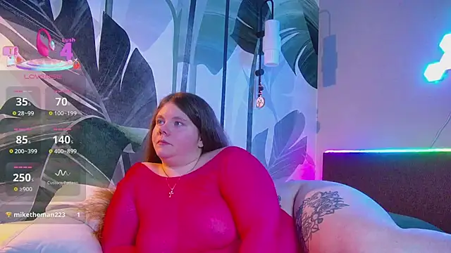 Snapshot of RubyValen chatting on April 8, 2026, 1:27 am RubyValen online show from April 8, 2026, 1:27 am