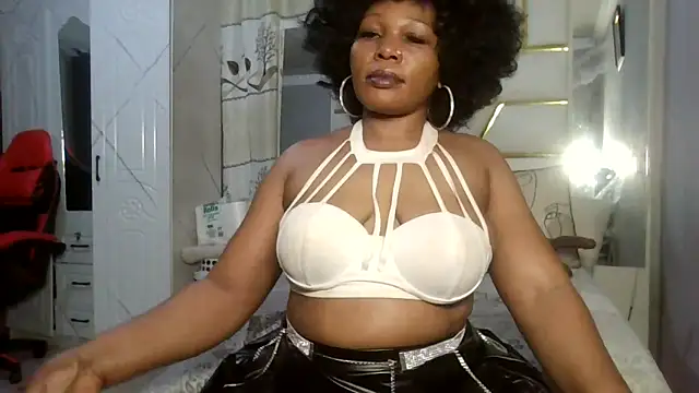 SexyyNana online show from February 3, 2026, 3:37 am