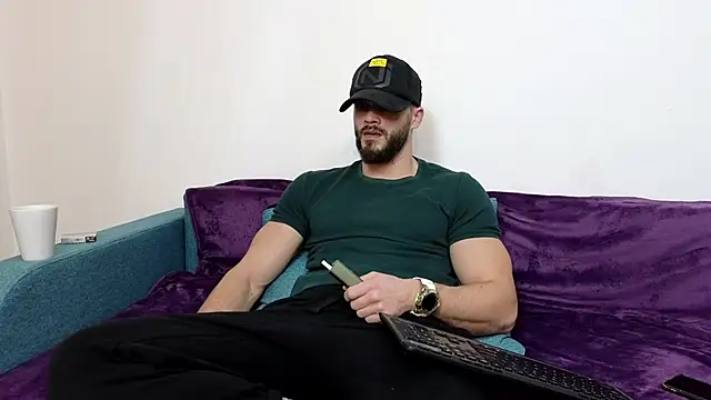 TheTopAlex online show from December 17, 2024, 8:01 am