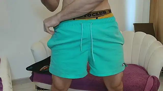 TheTopAlex online show from April 22, 2026, 6:16 am