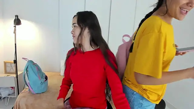 Snapshot of sexychanell_18 chatting on January 14, 2025, 12:35 pm sexychanell 18 online show from January 14, 2025, 12:35 pm