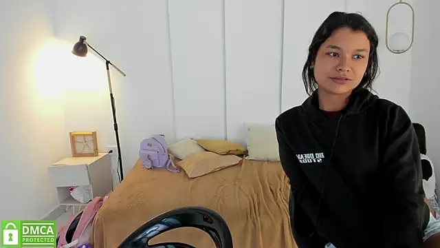 Snapshot of sexychanell_18 chatting on February 3, 2025, 3:49 pm sexychanell 18 online show from February 3, 2025, 3:49 pm