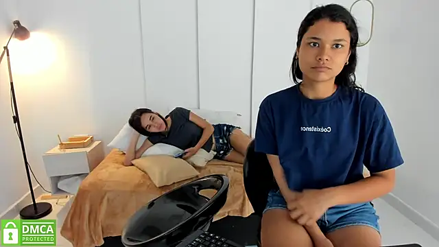 Snapshot of sexychanell_18 chatting on March 1, 2025, 3:49 pm sexychanell 18 online show from March 1, 2025, 3:49 pm