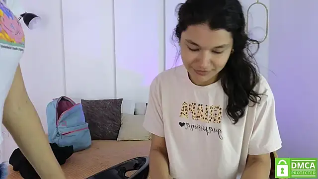 Snapshot of sexychanell_18 chatting on October 27, 2025, 1:15 pm sexychanell 18 online show from October 27, 2025, 1:15 pm