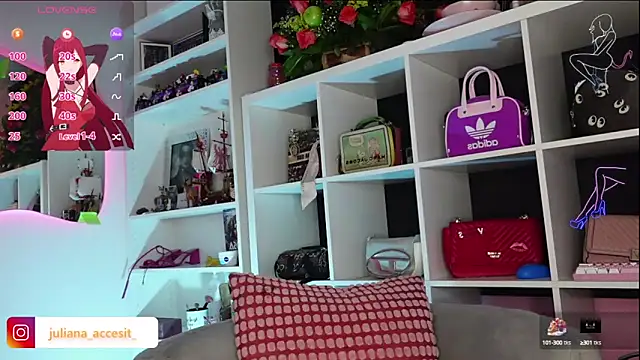 Snapshot of caroline_cossei chatting on February 12, 2025, 4:33 am caroline cossei online show from February 12, 2025, 4:33 am