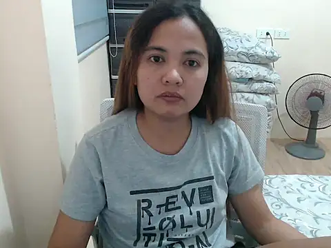 Snapshot of xTheLastVIRGINx chatting on March 29, 2026, 1:22 pm xTheLastVIRGINx online show from March 29, 2026, 1:22 pm