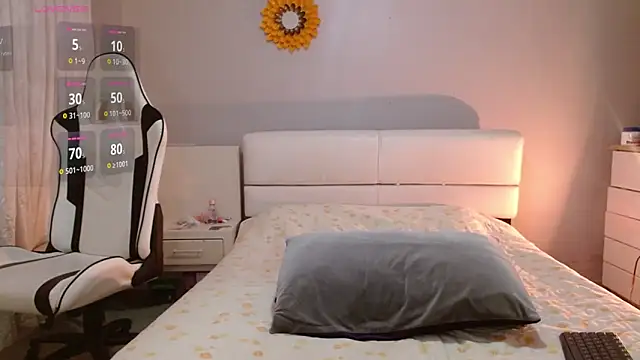 Snapshot of Freyja_soh chatting on October 27, 2025, 10:25 pm Freyja soh online show from October 27, 2025, 10:25 pm