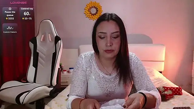 Snapshot of Freyja_soh chatting on November 21, 2025, 9:02 pm Freyja soh online show from November 21, 2025, 9:02 pm