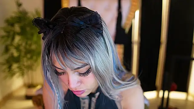 Scarlett collins02 online show from October 20, 2025, 1:06 am