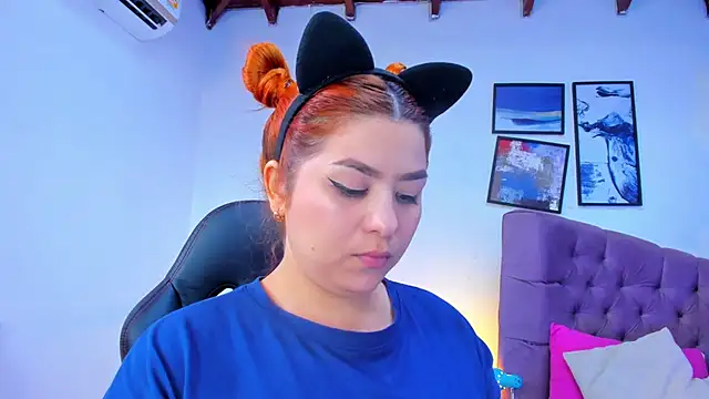 Snapshot of Gretta_Queen chatting on October 22, 2025, 6:18 pm Gretta Queen online show from October 22, 2025, 6:18 pm