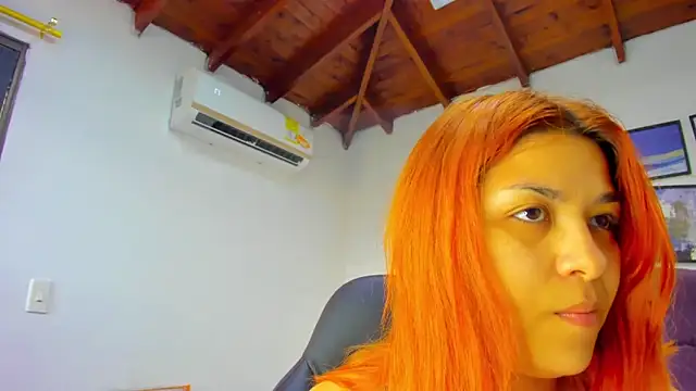 Snapshot of Gretta_Queen chatting on October 26, 2025, 3:07 pm Gretta Queen online show from October 26, 2025, 3:07 pm