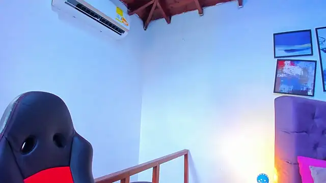 Snapshot of Gretta_Queen chatting on November 10, 2025, 5:23 pm Gretta Queen online show from November 10, 2025, 5:23 pm