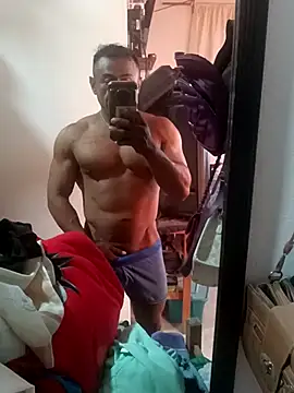 Snapshot of ivandignity chatting on September 18, 2025, 10:45 pm ivandignity online show from September 18, 2025, 10:45 pm