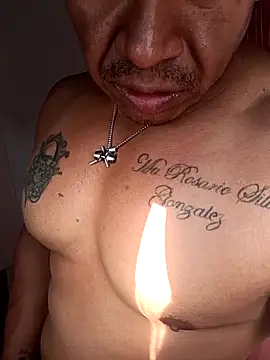 Snapshot of ivandignity chatting on December 15, 2025, 9:41 pm ivandignity online show from December 15, 2025, 9:41 pm