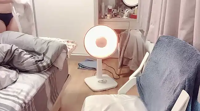 tw yaya online show from January 9, 2025, 3:26 am