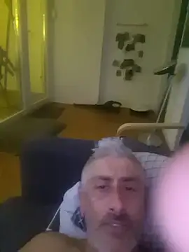 Snapshot of cuci45 chatting on November 29, 2025, 4:59 am cuci45 online show from November 29, 2025, 4:59 am