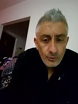 cuci45 online show from April 11, 2026, 10:58 pm